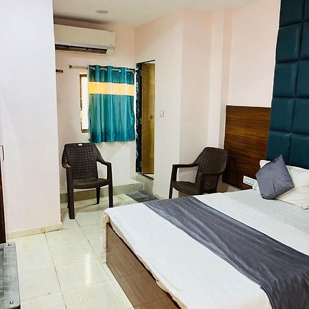 Hotel Sargam Ahmedabad Esterno foto